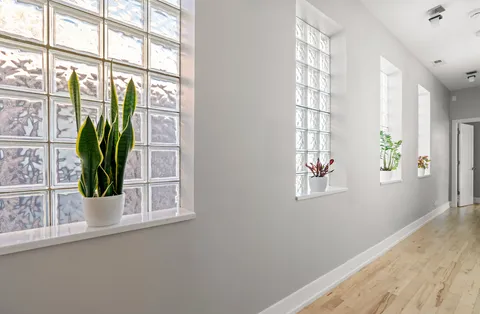 $649,000 | 817 North Winchester Avenue, Unit 3, Chicago, IL 60622