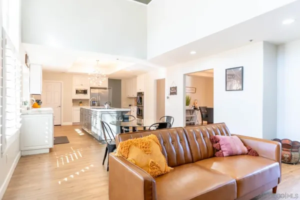 $2,099,000 | 1696 Gil Way, Vista, CA 92084