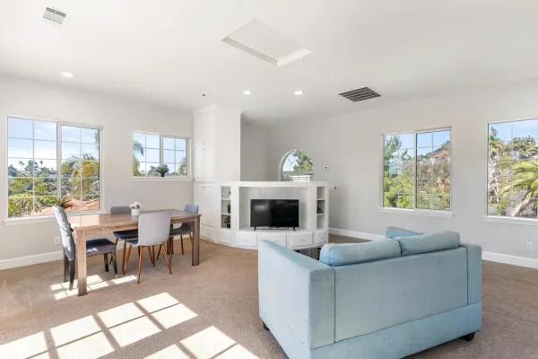 $2,099,000 | 1696 Gil Way, Vista, CA 92084