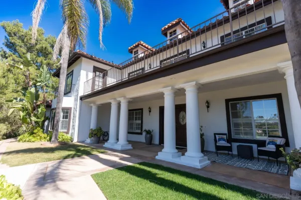 $2,099,000 | 1696 Gil Way, Vista, CA 92084