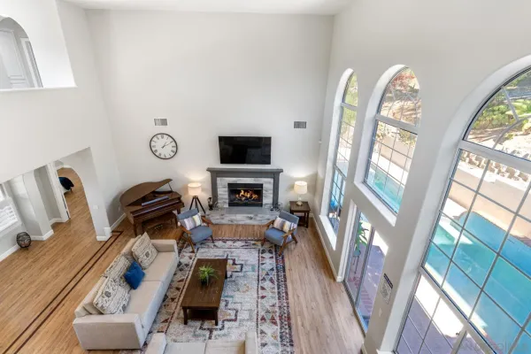 $2,099,000 | 1696 Gil Way, Vista, CA 92084