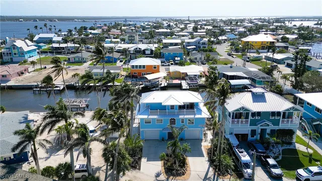 $1,199,000 | 11940 Island Avenue, Matlacha, FL 33993