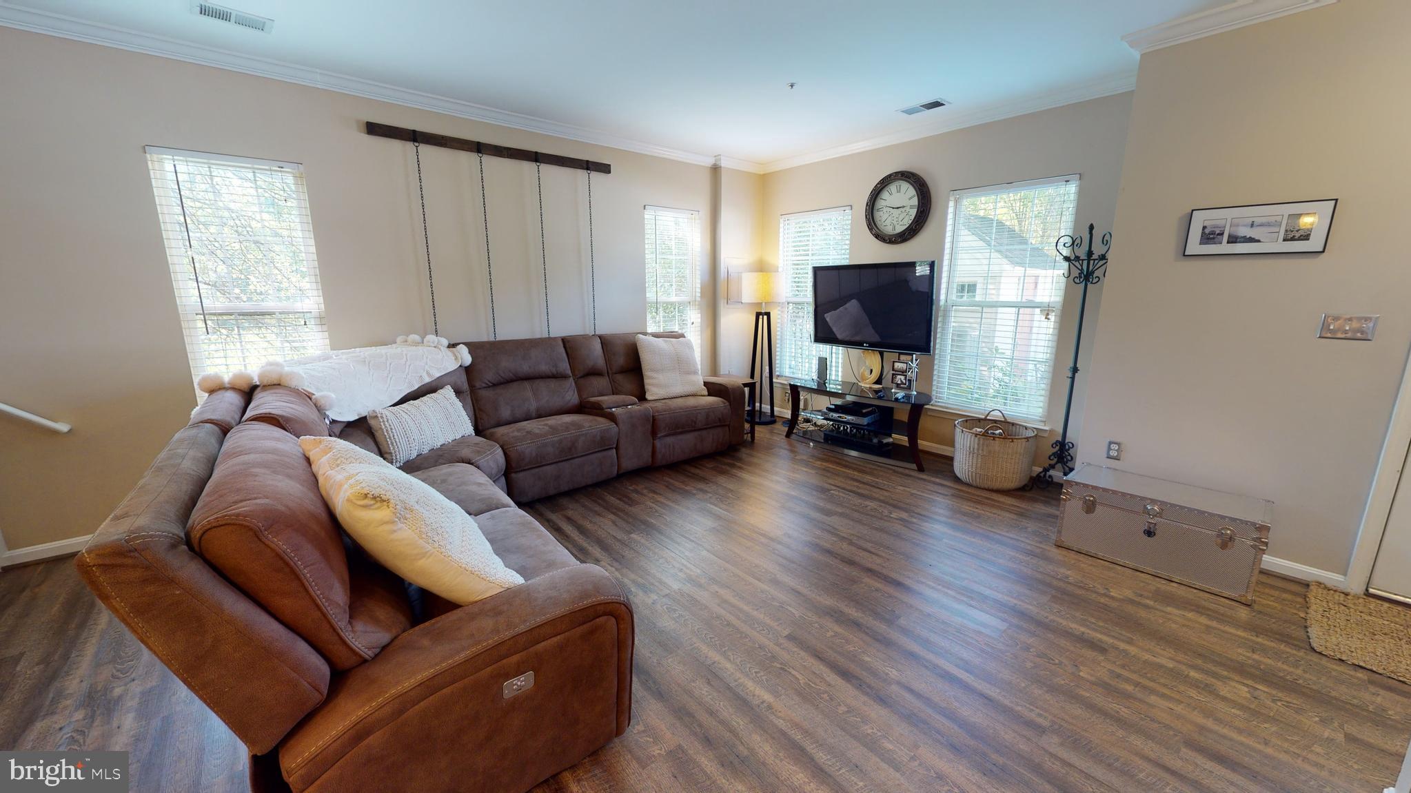 8747 Autumn Ridge Court Odenton, MD 21113 - Photo 3 of 14 Gallery Image 3