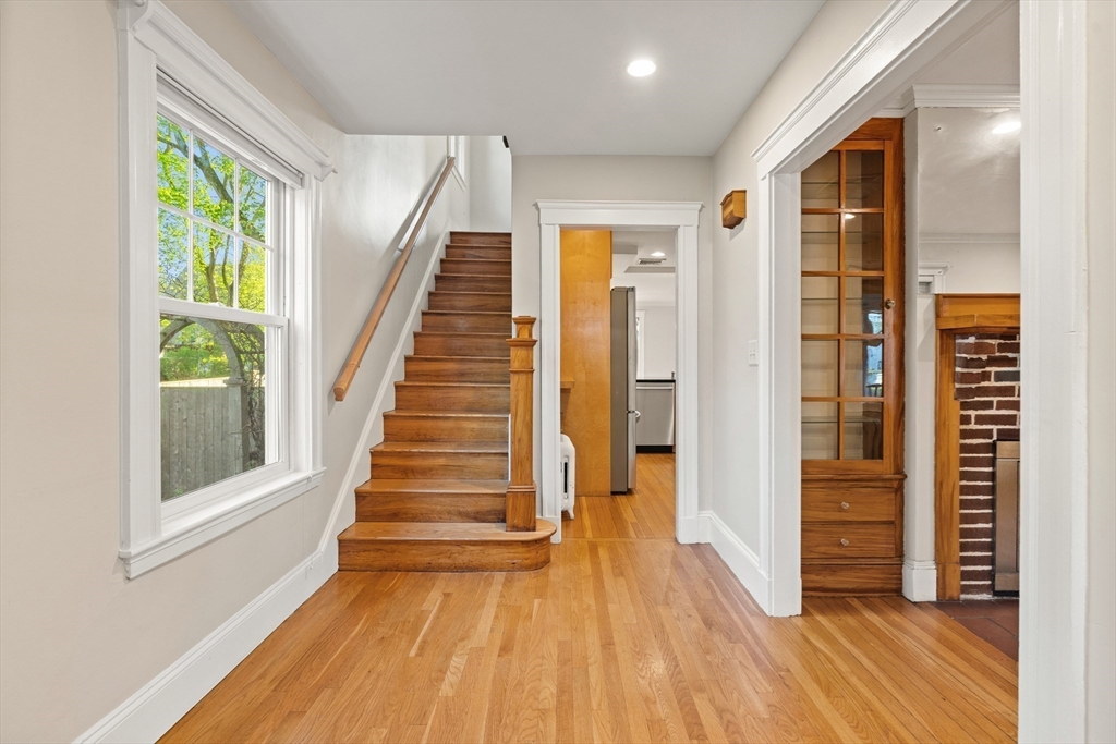62 Harding Road Lexington, MA 02420 - Photo 6 of 42