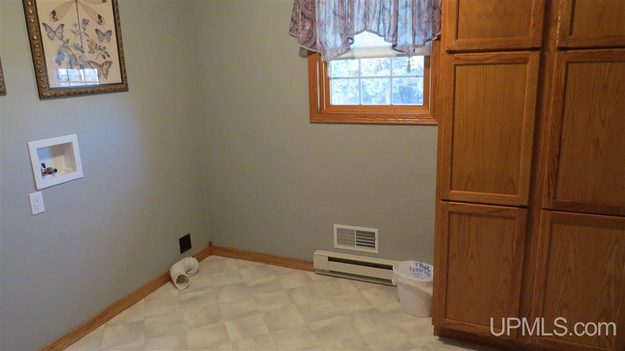 138 School Road Daggett, MI 49821 - Photo 13 of 26 Gallery Image 13