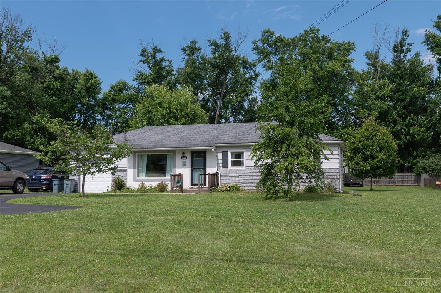 9561 McCauly Road West Chester, OH 45241 - Photo 18 of 23