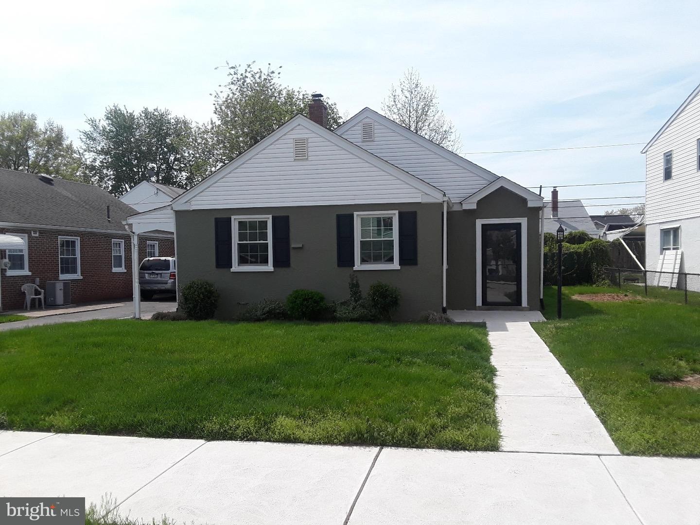 9224 Annapolis Road Philadelphia, PA 19114 - Photo 2 of 13 Gallery Image 2