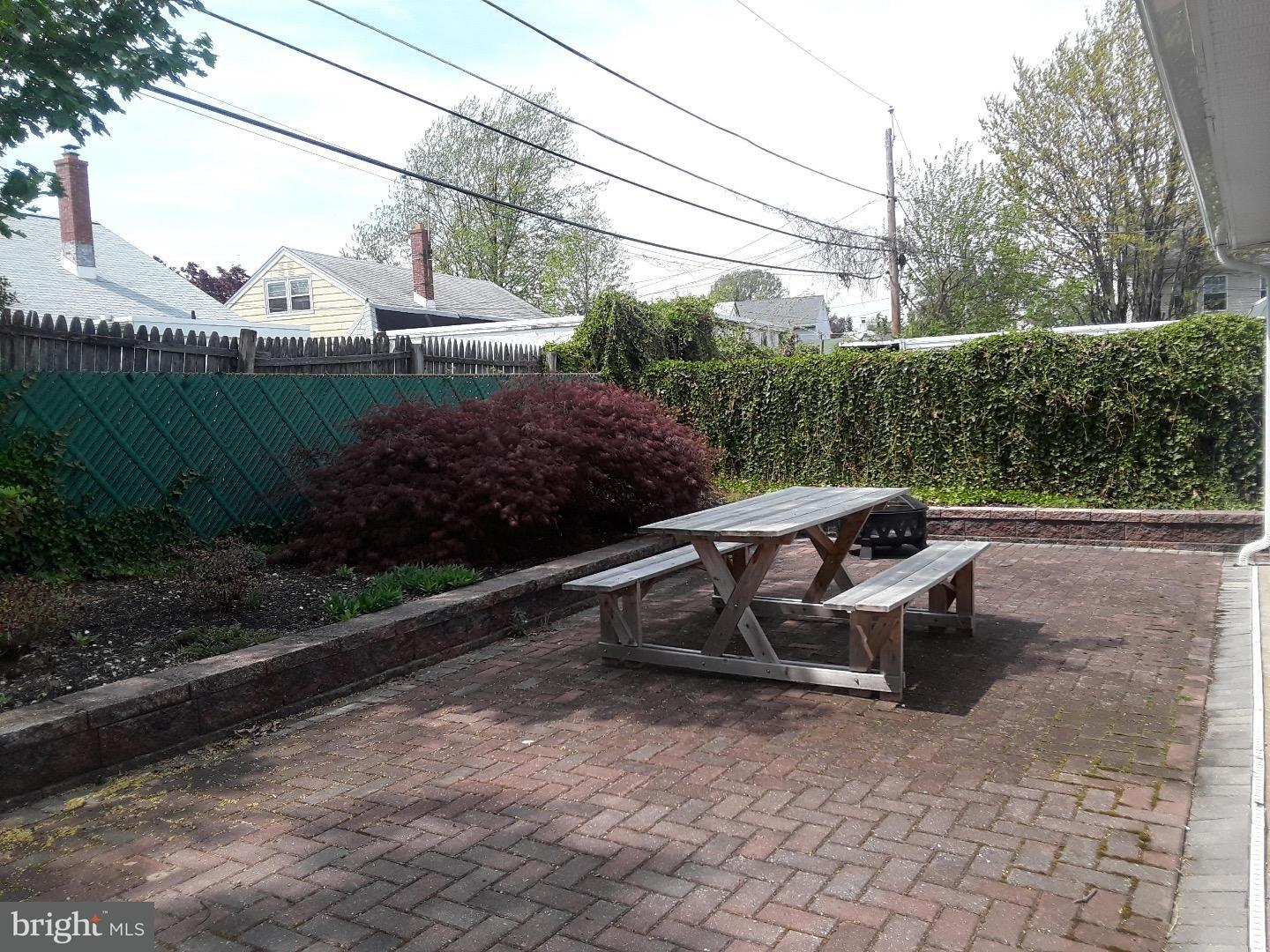 9224 Annapolis Road Philadelphia, PA 19114 - Photo 4 of 13 Back Yard