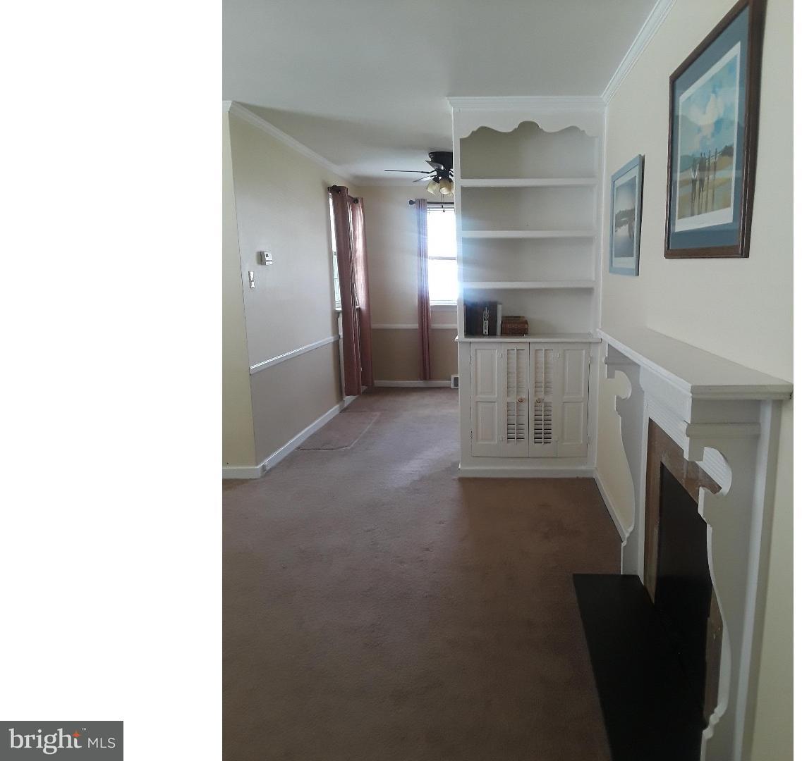 9224 Annapolis Road Philadelphia, PA 19114 - Photo 6 of 13 Living Room