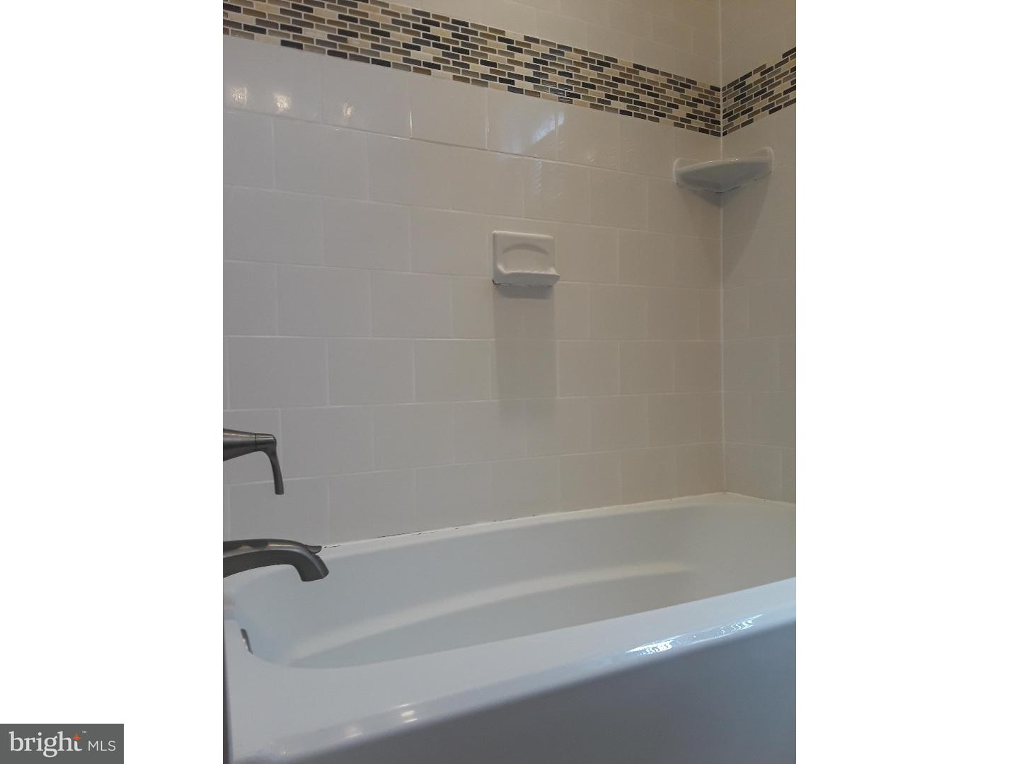 9224 Annapolis Road Philadelphia, PA 19114 - Photo 10 of 13 Bathroom