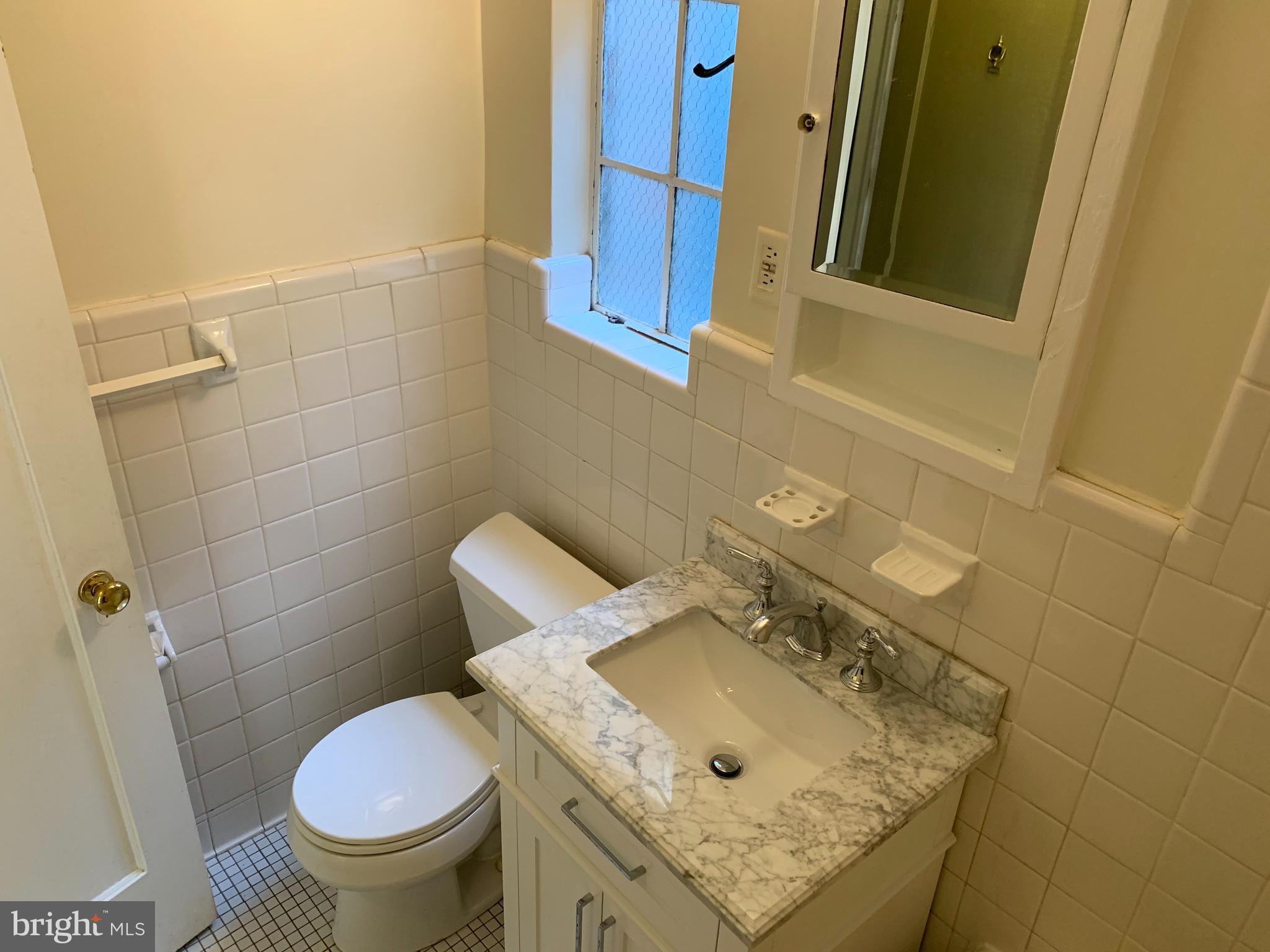 2032 Belmont Road Northwest, Unit 625 Washington, DC 20009 - Photo 5 of 15 Updated Finishes