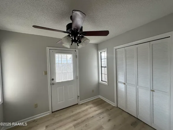 $2,400 | 107 Bellridge Drive, Lafayette, LA 70506