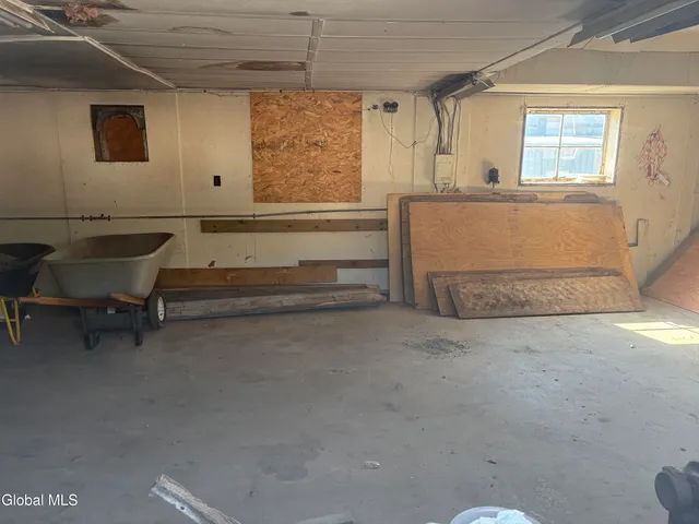 $450,000 | 101 Erie Street, Amsterdam, NY 12010