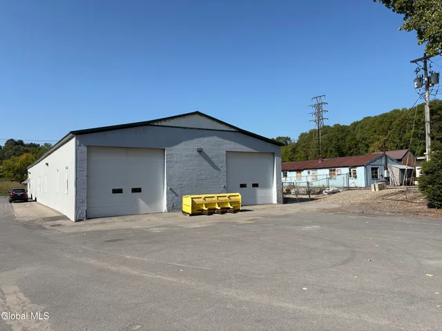 $450,000 | 101 Erie Street, Amsterdam, NY 12010