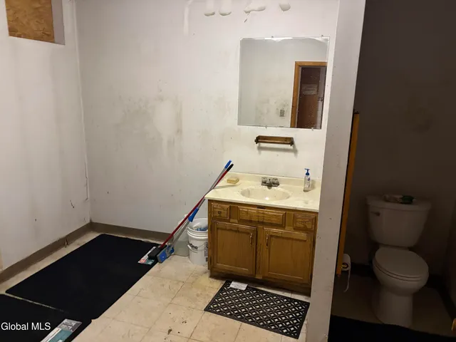 $450,000 | 101 Erie Street, Amsterdam, NY 12010