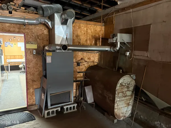 $450,000 | 101 Erie Street, Amsterdam, NY 12010