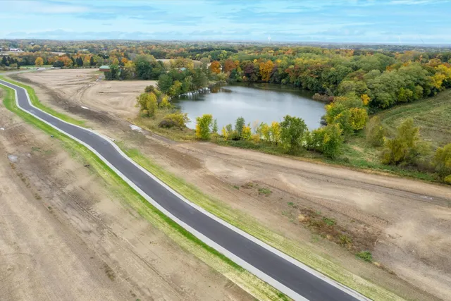 $169,900 | 895 Beere Lane, Burlington, WI 53105