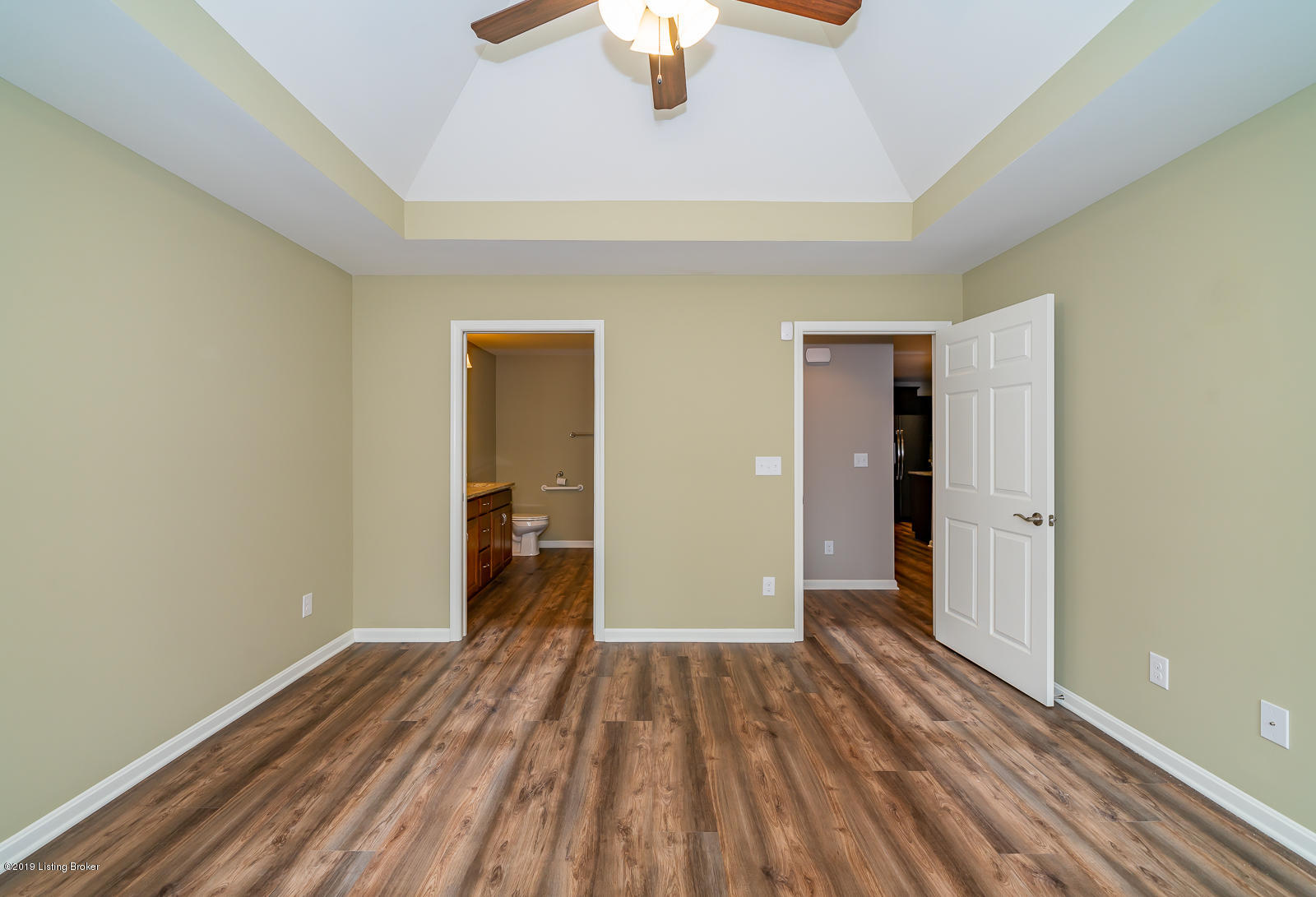 6538 Renate Road Louisville, KY 40291 - Photo 15 of 39 6538 Renate Rd L-14