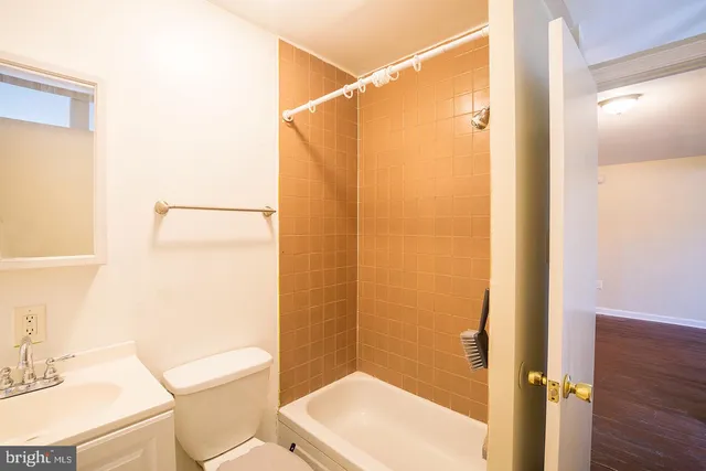 $1,246 | 1122 East Passyunk Avenue, Unit 3, Philadelphia, PA 19147