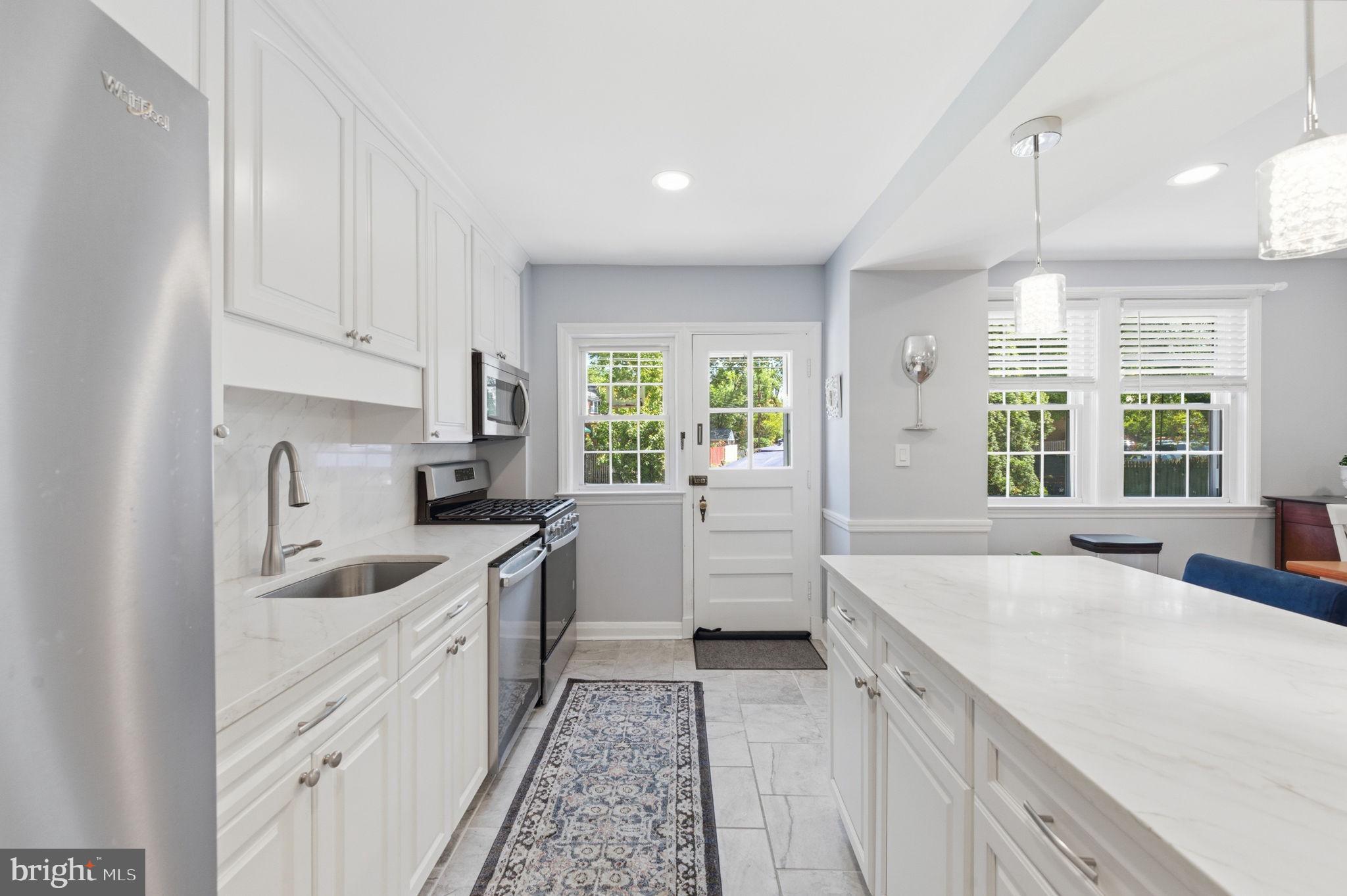 6467 Blenheim Road Baltimore, MD 21212 - Photo 13 of 61 New Kitchen- heart of the home!