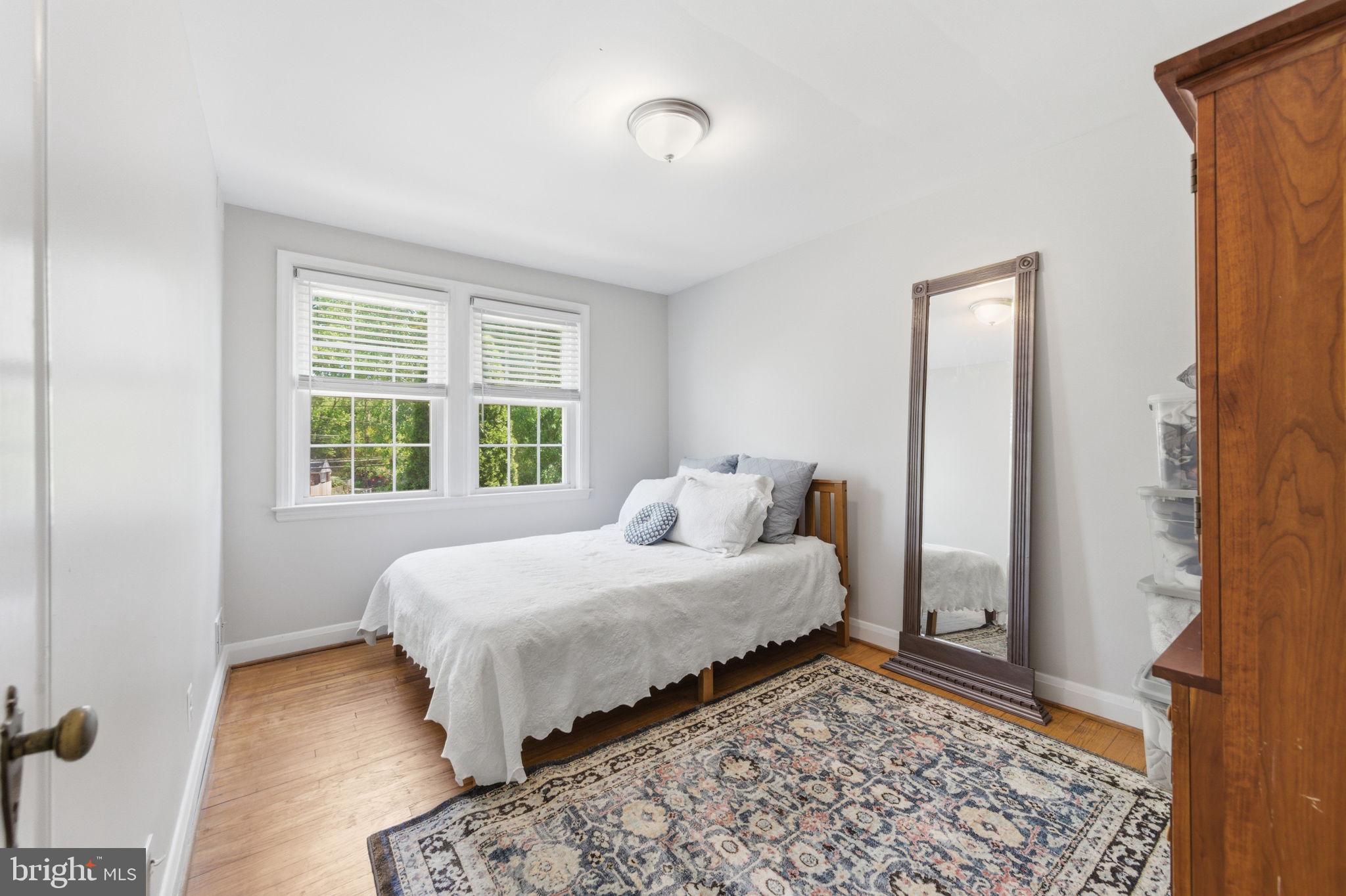 6467 Blenheim Road Baltimore, MD 21212 - Photo 20 of 61 Guest Bedroom (15 x 9)
