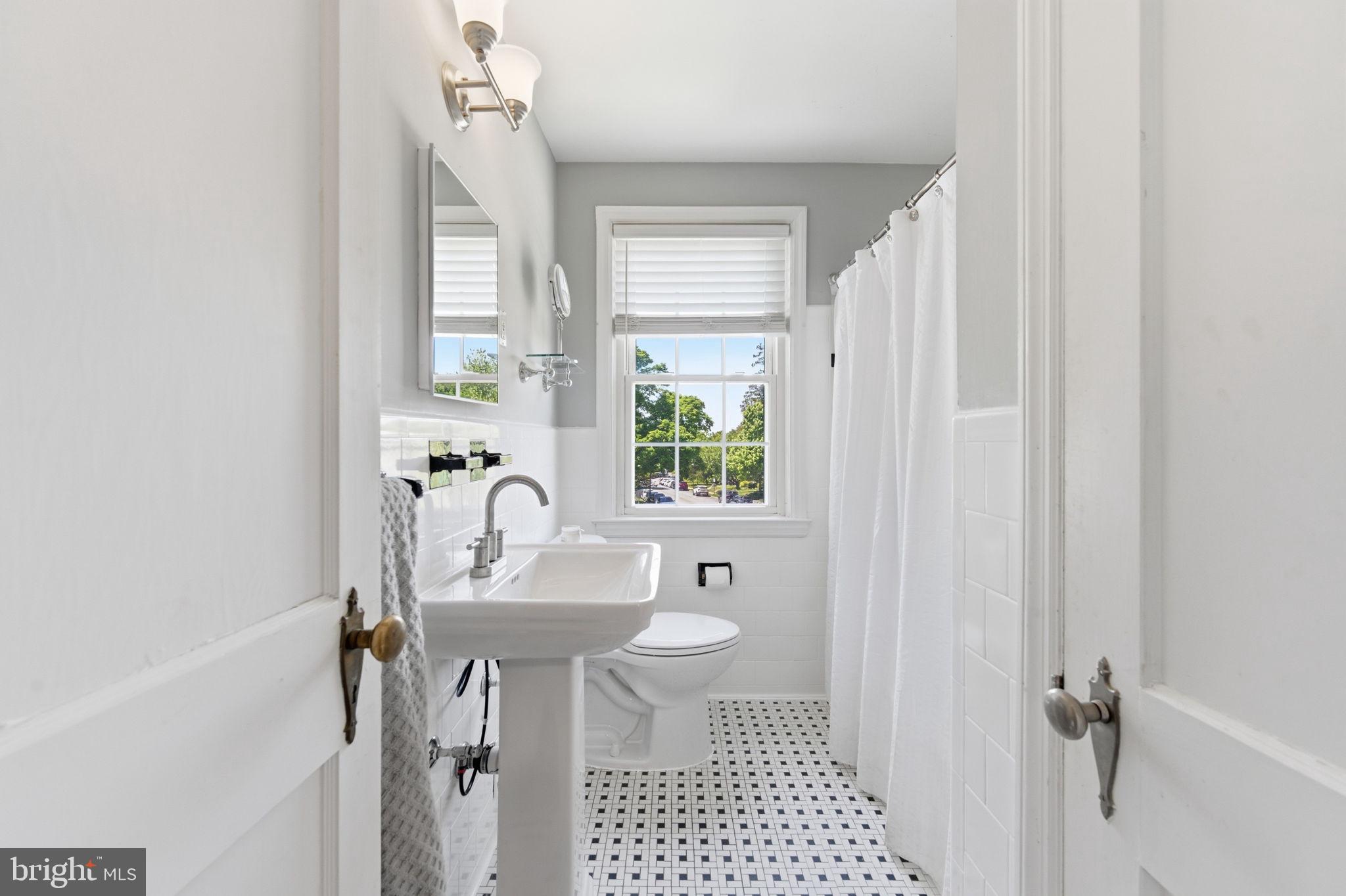 6467 Blenheim Road Baltimore, MD 21212 - Photo 27 of 61 Updated - Full BA