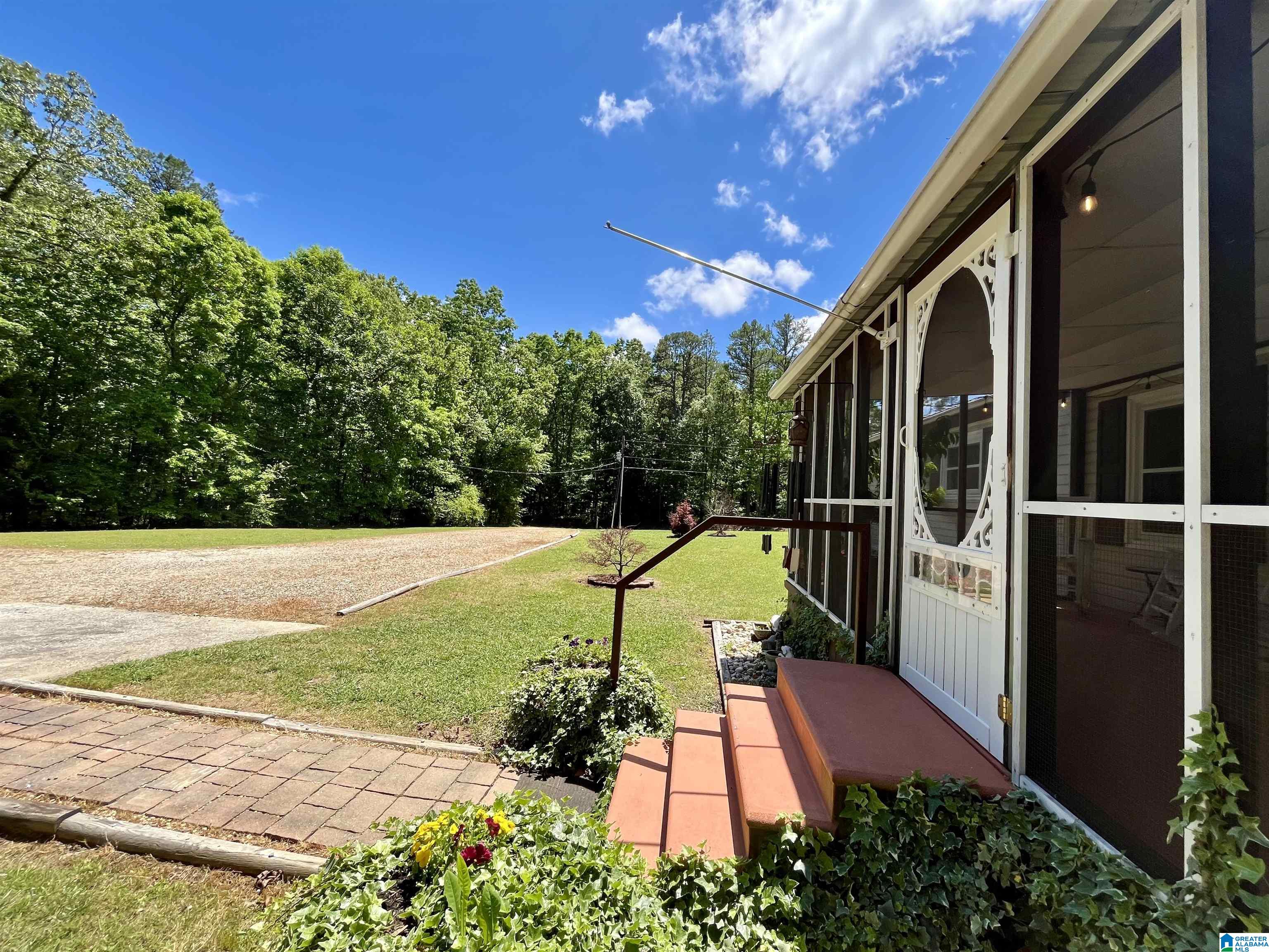 580 Antioch Road Anniston, AL 36207 - Photo 2 of 26