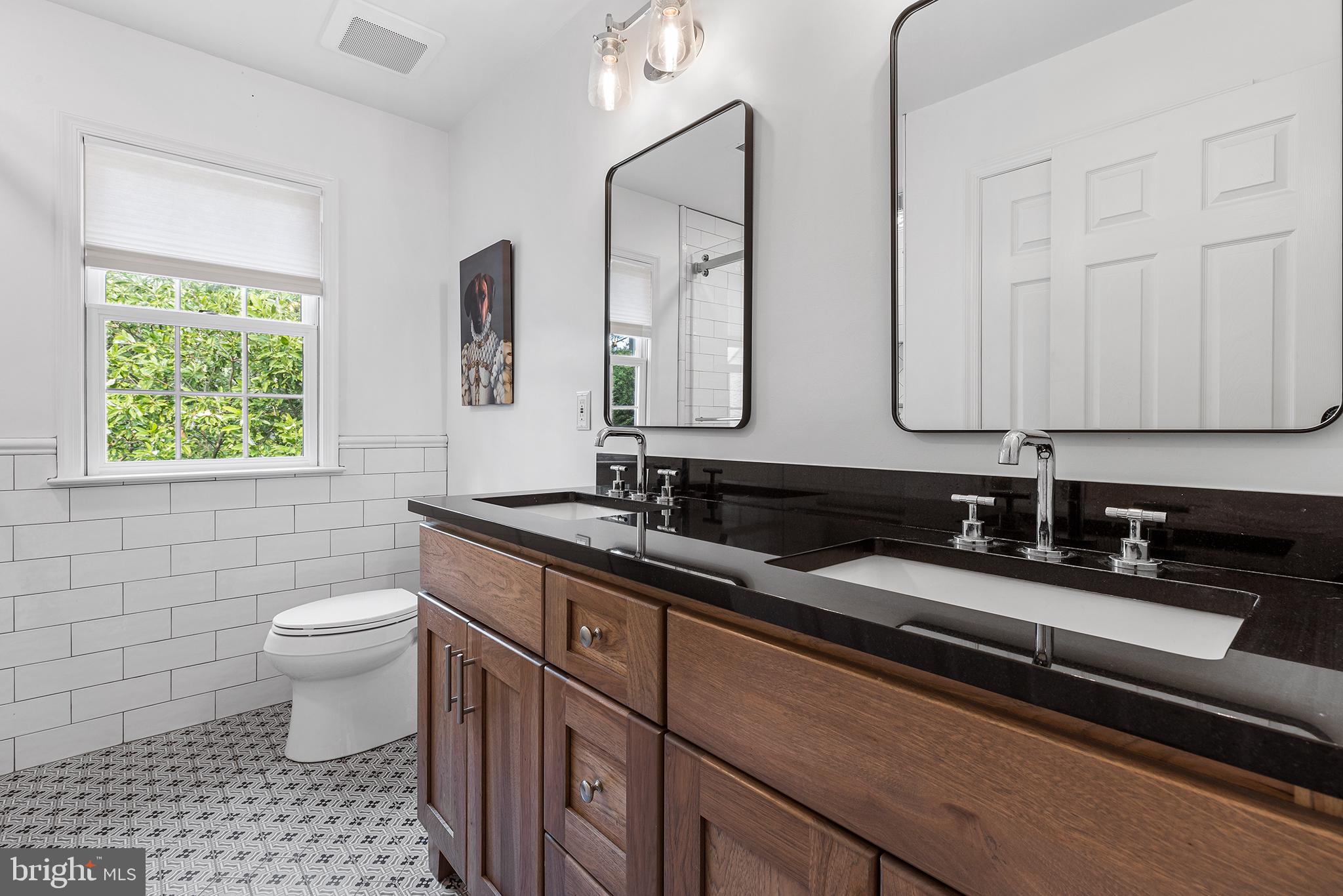 1029 Balmoral Way Ambler, PA 19002 - Photo 25 of 47 Hall Bath