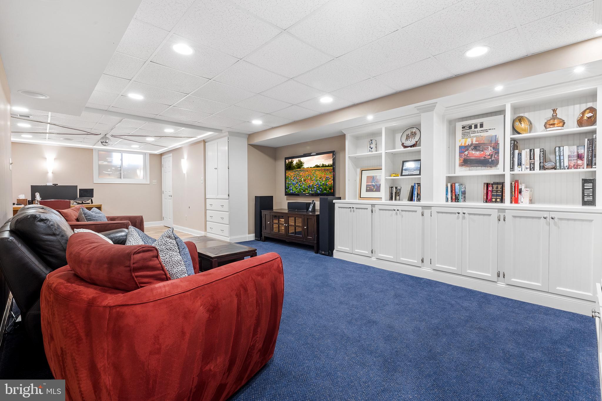 1029 Balmoral Way Ambler, PA 19002 - Photo 30 of 47 media area
