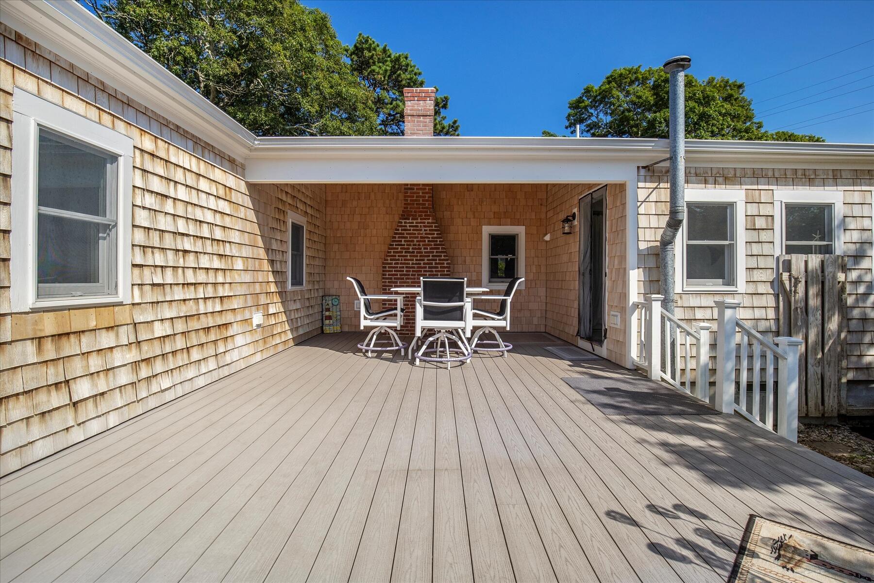37 Fourth Avenue Hyannis, MA 02601 - Photo 14 of 32 27-MG_2834-r