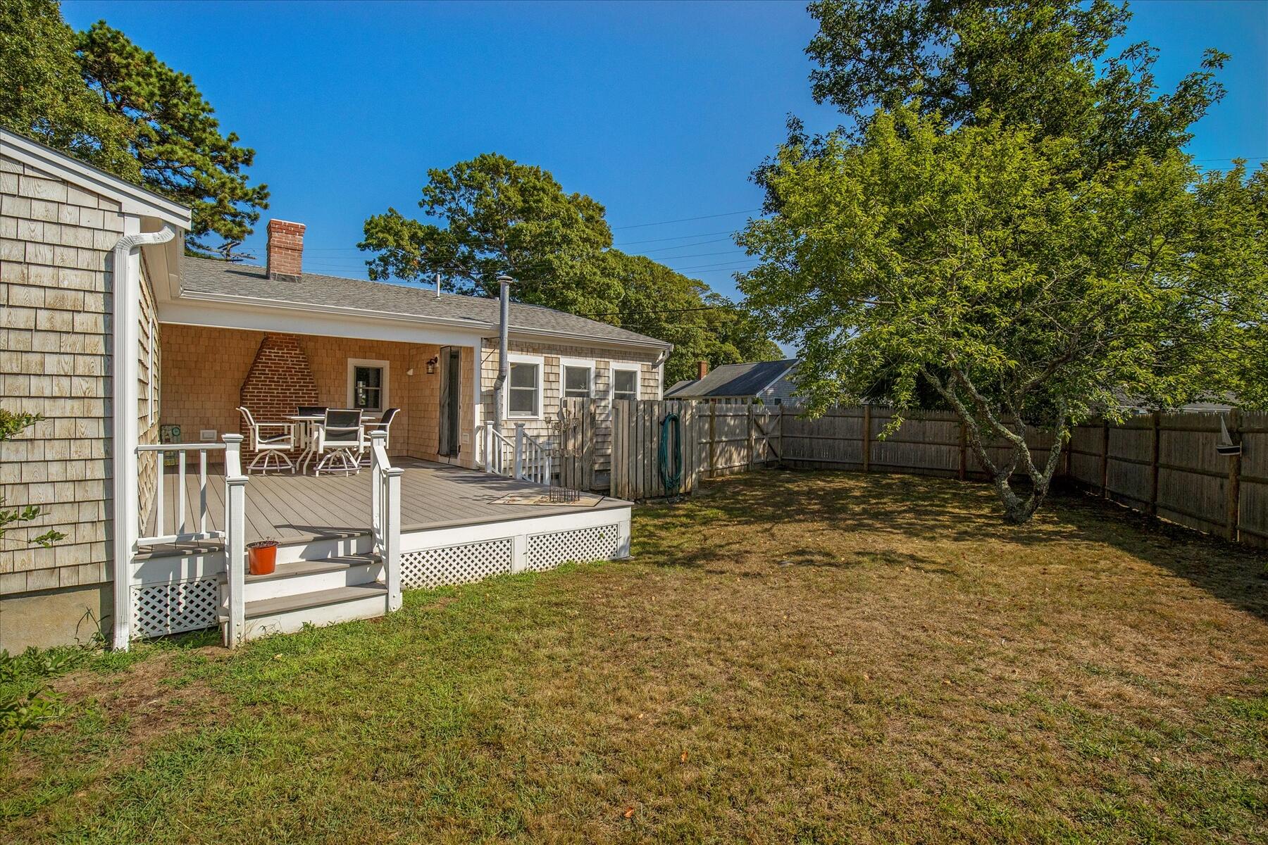 37 Fourth Avenue Hyannis, MA 02601 - Photo 26 of 32 32-MG_2858-r