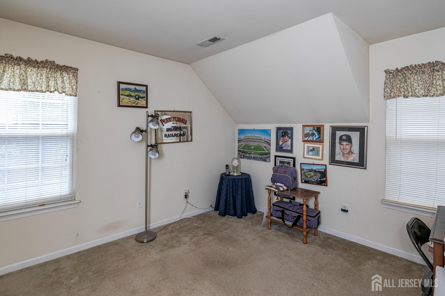 4 Gramercy Road Monmouth Junction, NJ 08852 - Photo 26 of 31