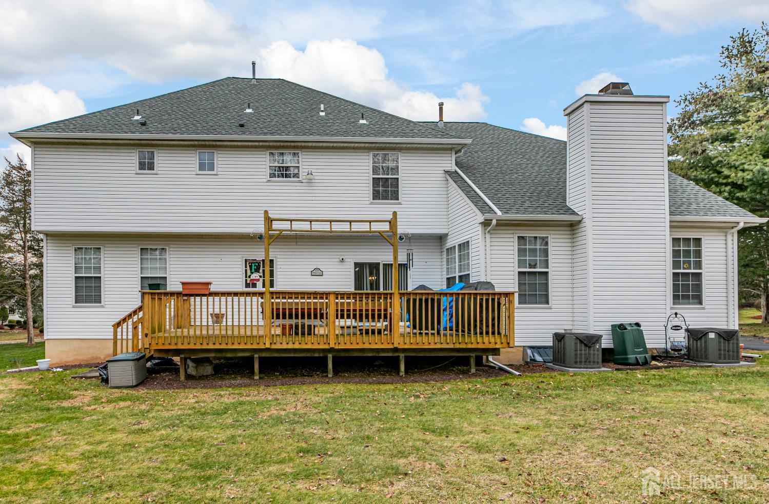 4 Gramercy Road Monmouth Junction, NJ 08852 - Photo 27 of 31