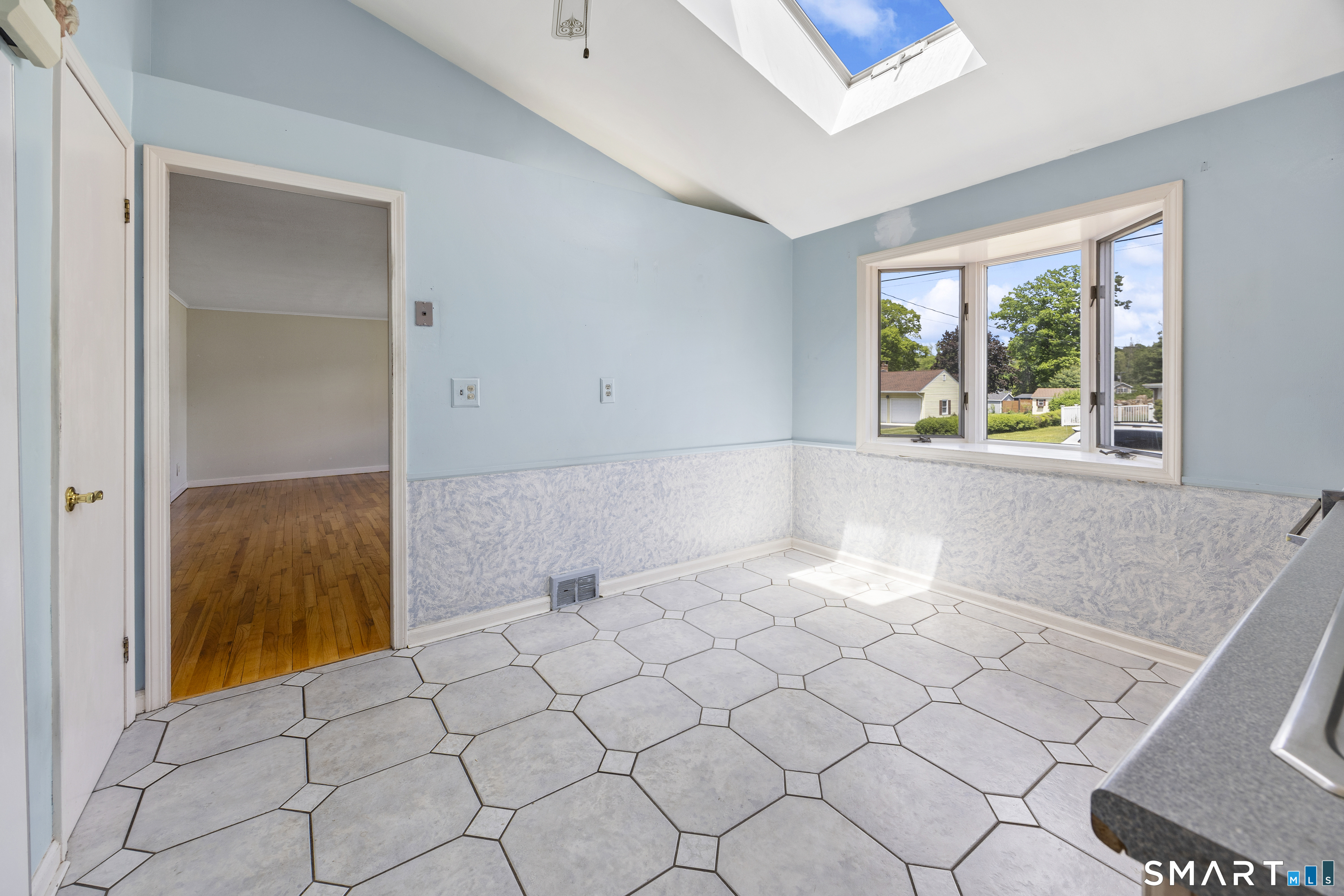 6 Virginia Road North Branford, CT 06471 - Photo 13 of 33