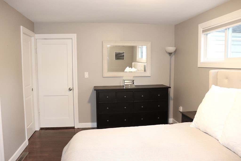 23 Carleton Road Hingham, MA 02043 - Photo 12 of 29 Gallery Image 12