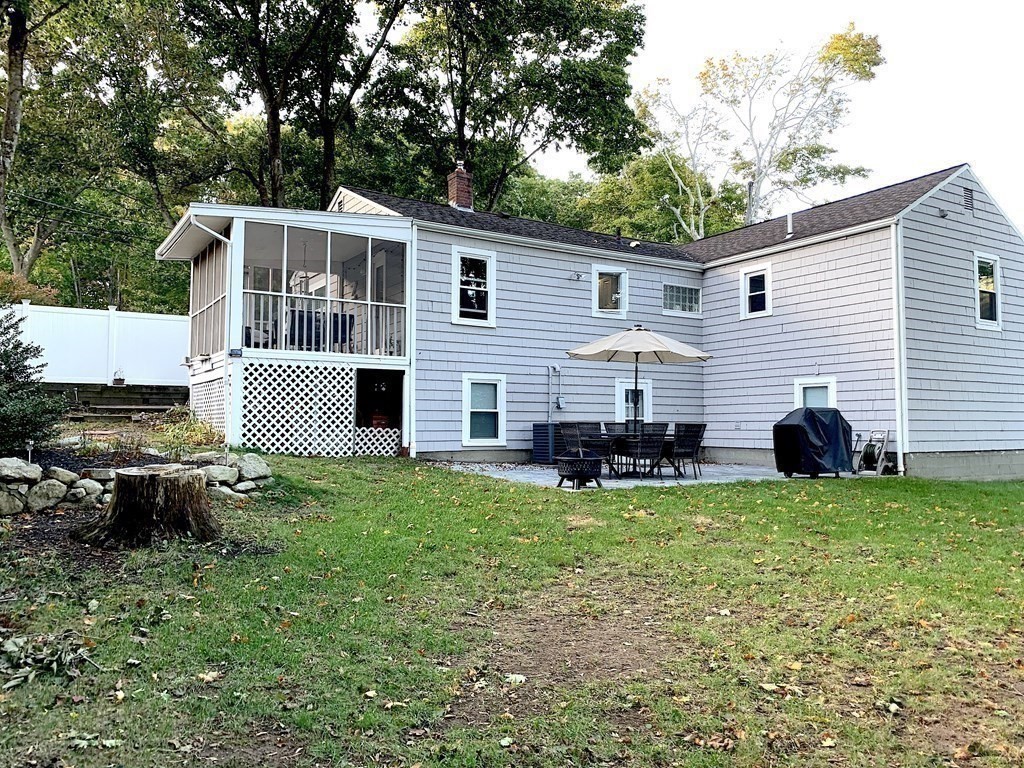 23 Carleton Road Hingham, MA 02043 - Photo 27 of 29 Gallery Image 27