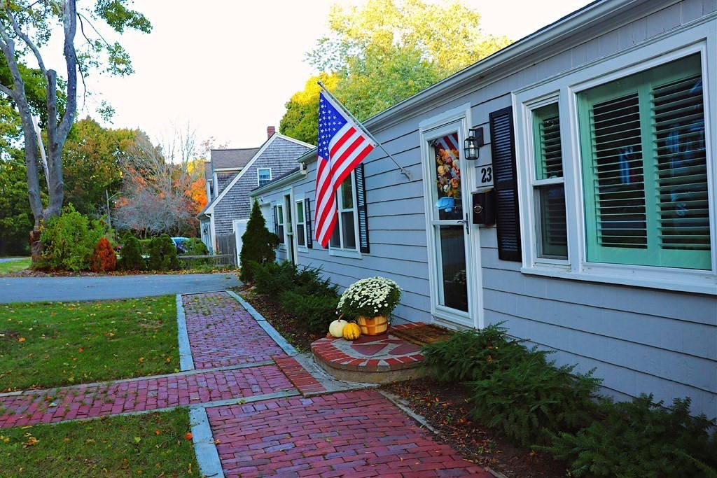23 Carleton Road Hingham, MA 02043 - Photo 3 of 29 Gallery Image 3