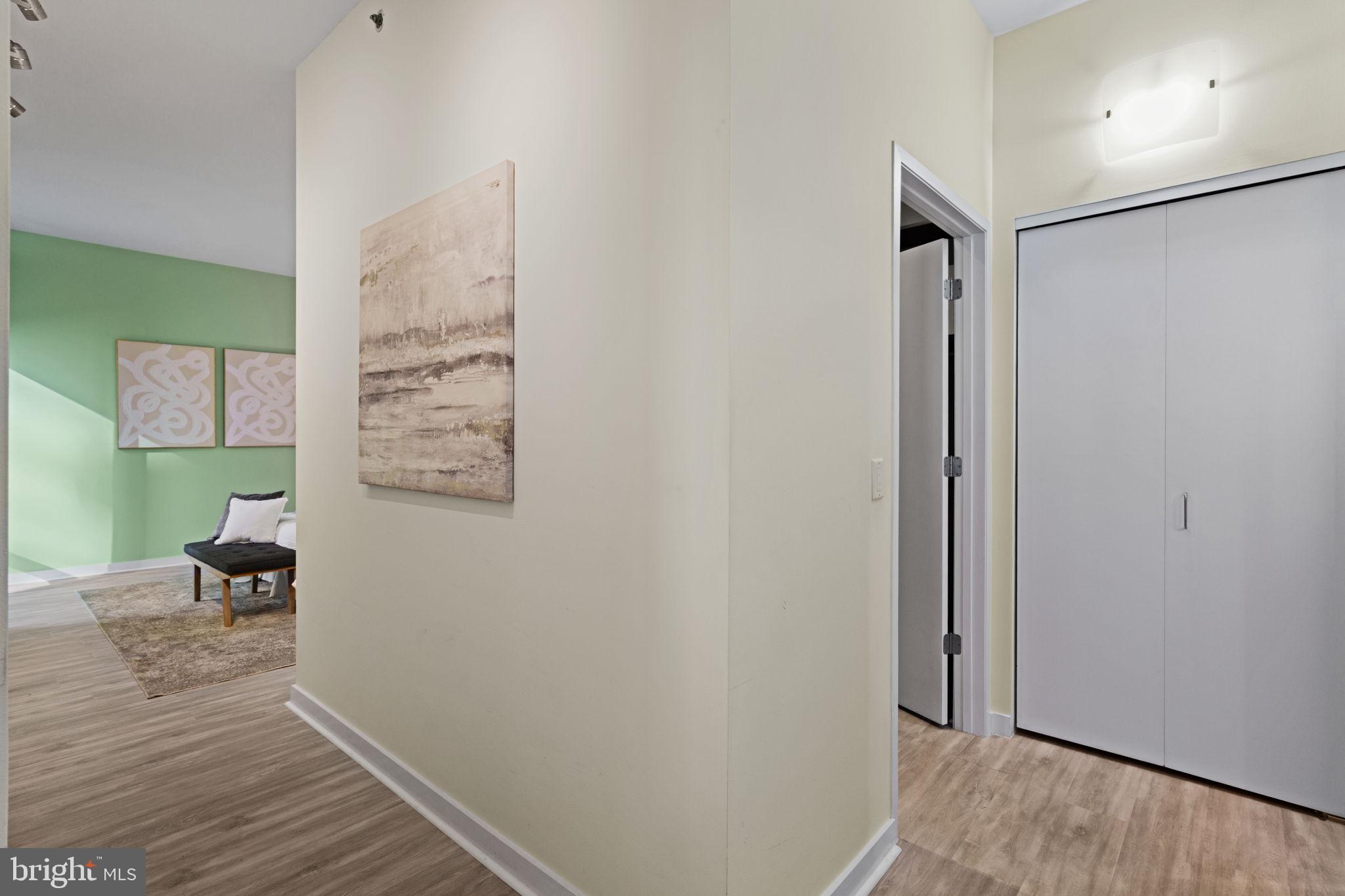 2101 Market Street, Unit 302 Philadelphia, PA 19103 - Photo 33 of 53 wooden floor in a gallery