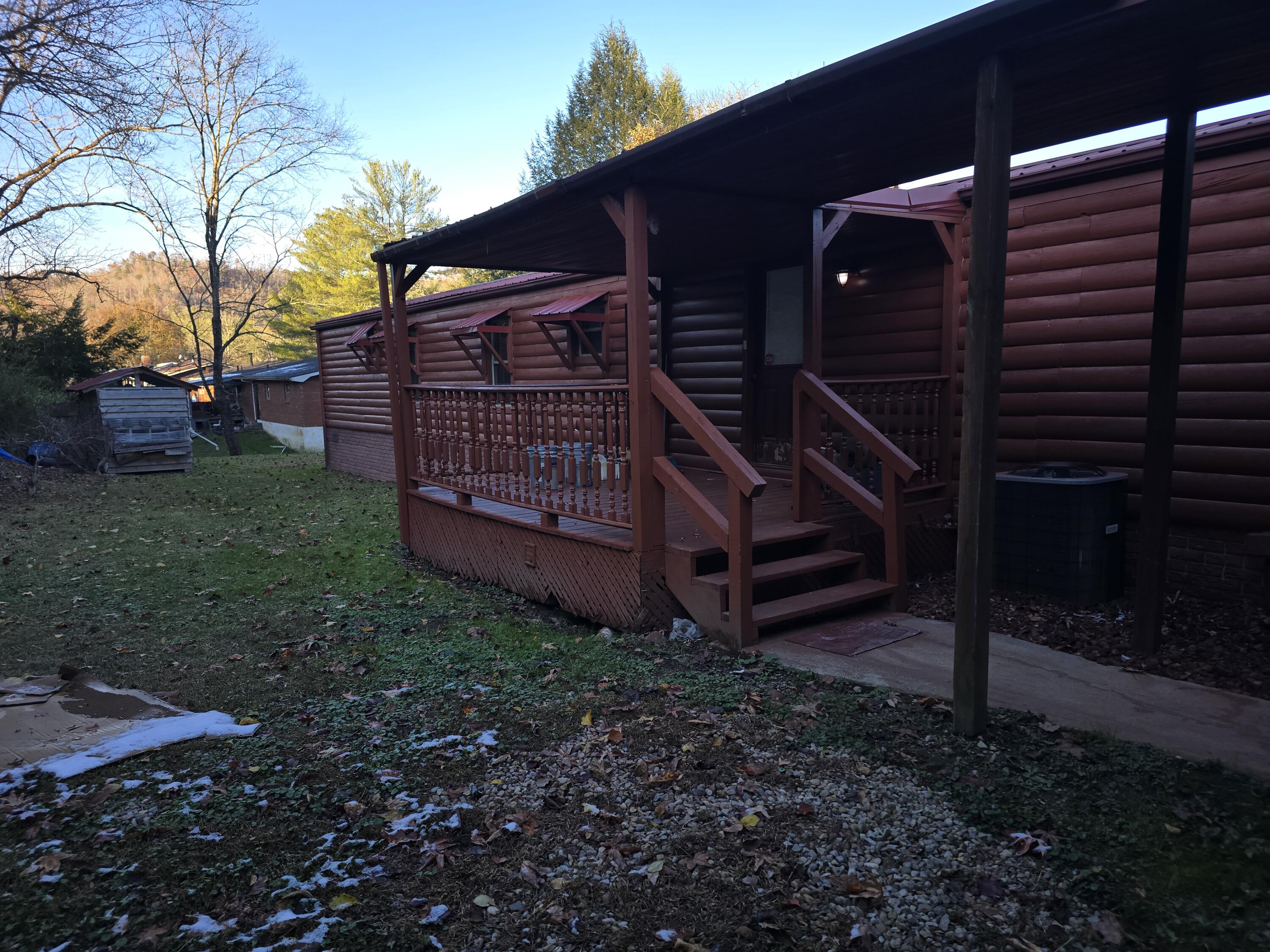45 Fourmile Run Road Middlesboro, KY 40965 - Photo 20 of 23 20251111_163138