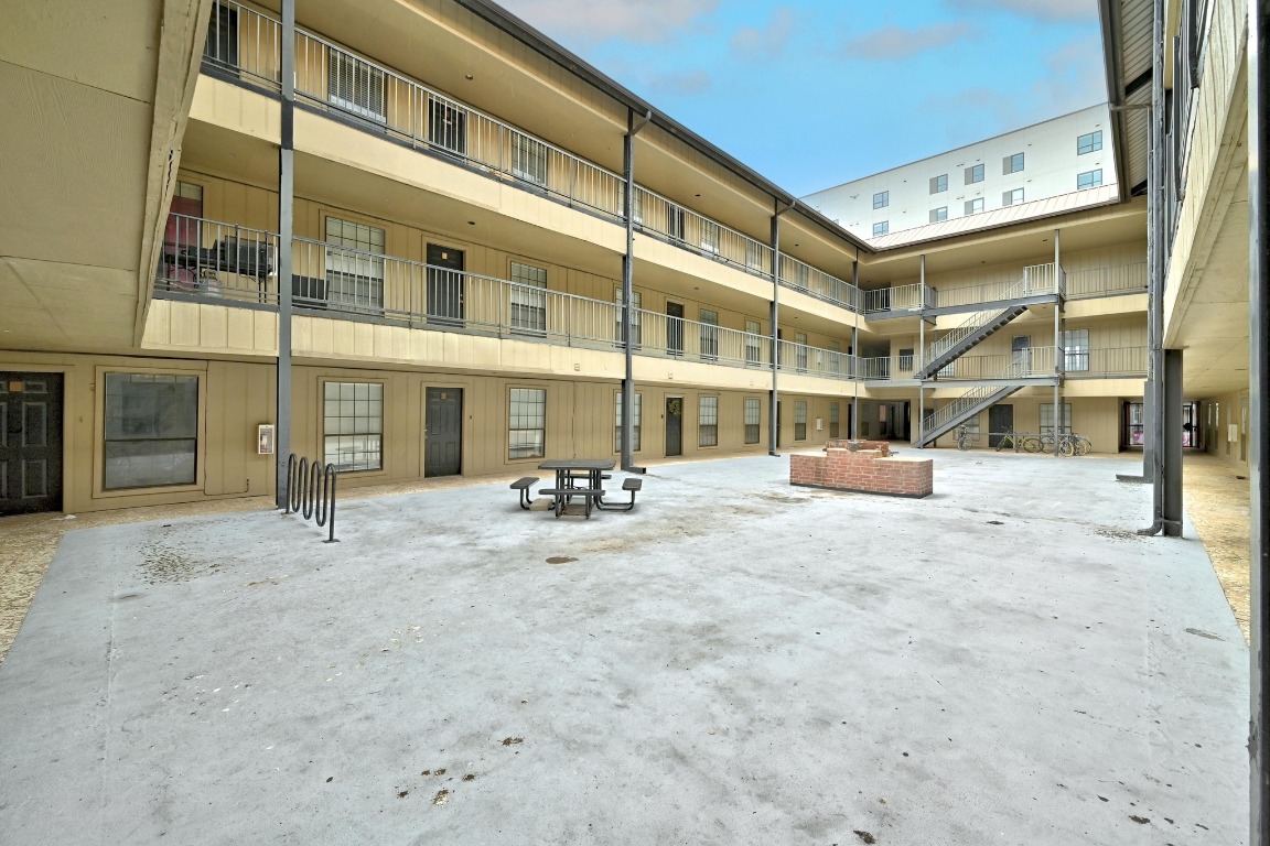 2401 Leon Street, Unit 306 Austin, TX 78705 - Photo 25 of 27 a view of front door