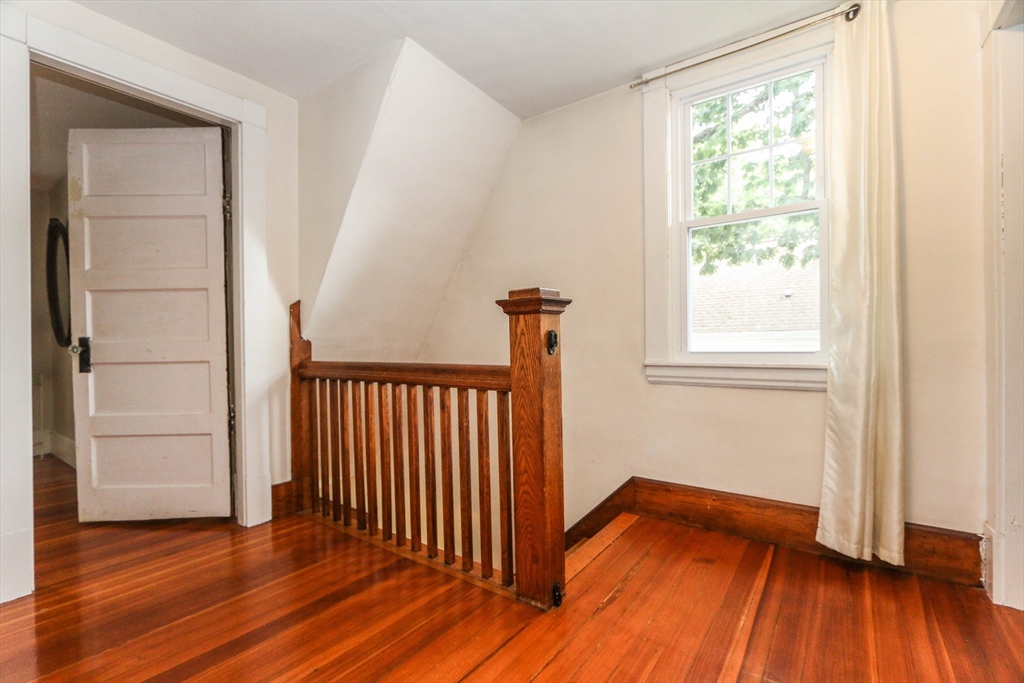 103 Clough Street Springfield, MA 01118 - Photo 27 of 37 Gallery Image 27