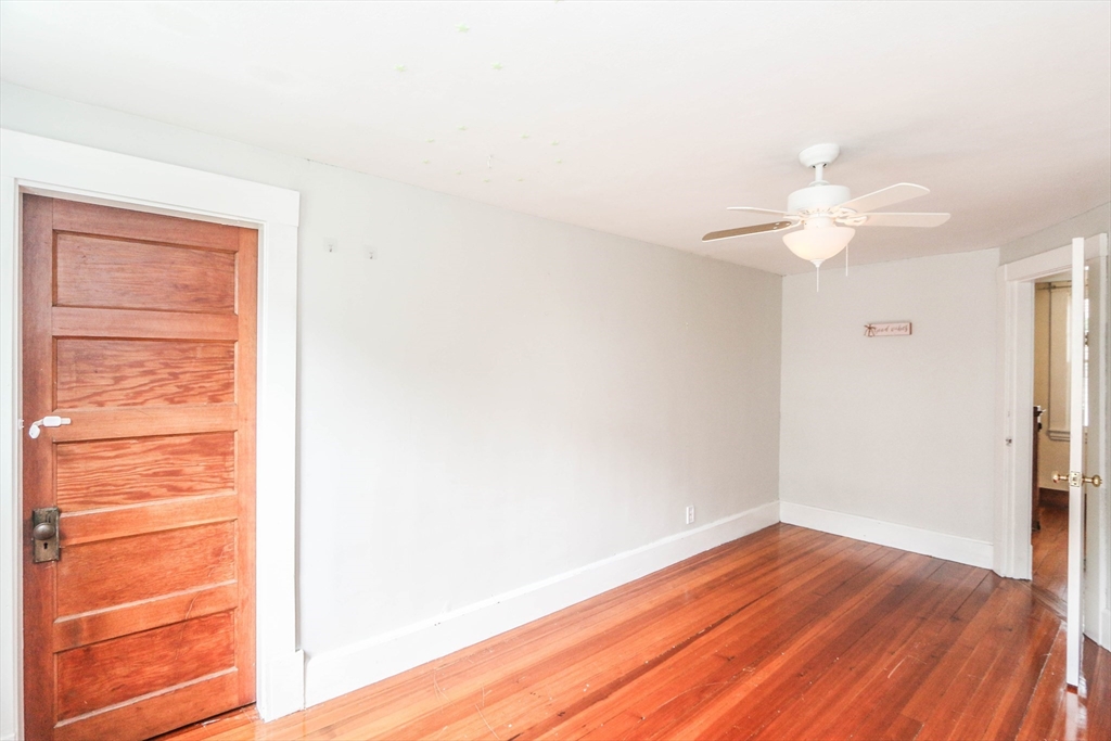 103 Clough Street Springfield, MA 01118 - Photo 33 of 37 Gallery Image 33