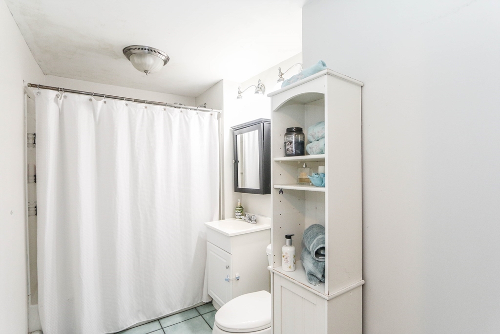 103 Clough Street Springfield, MA 01118 - Photo 37 of 37 Gallery Image 37