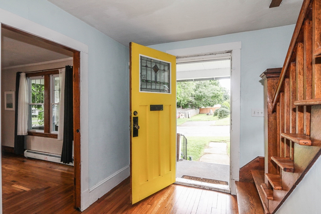 103 Clough Street Springfield, MA 01118 - Photo 8 of 37 Gallery Image 8