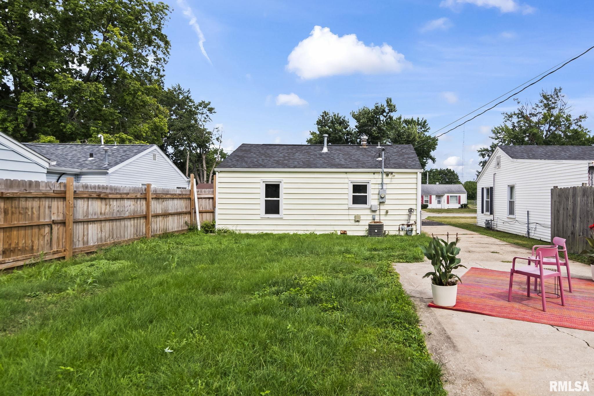 1709 North 20th Street Springfield, IL 62702 - Photo 19 of 20 Gallery Image 19