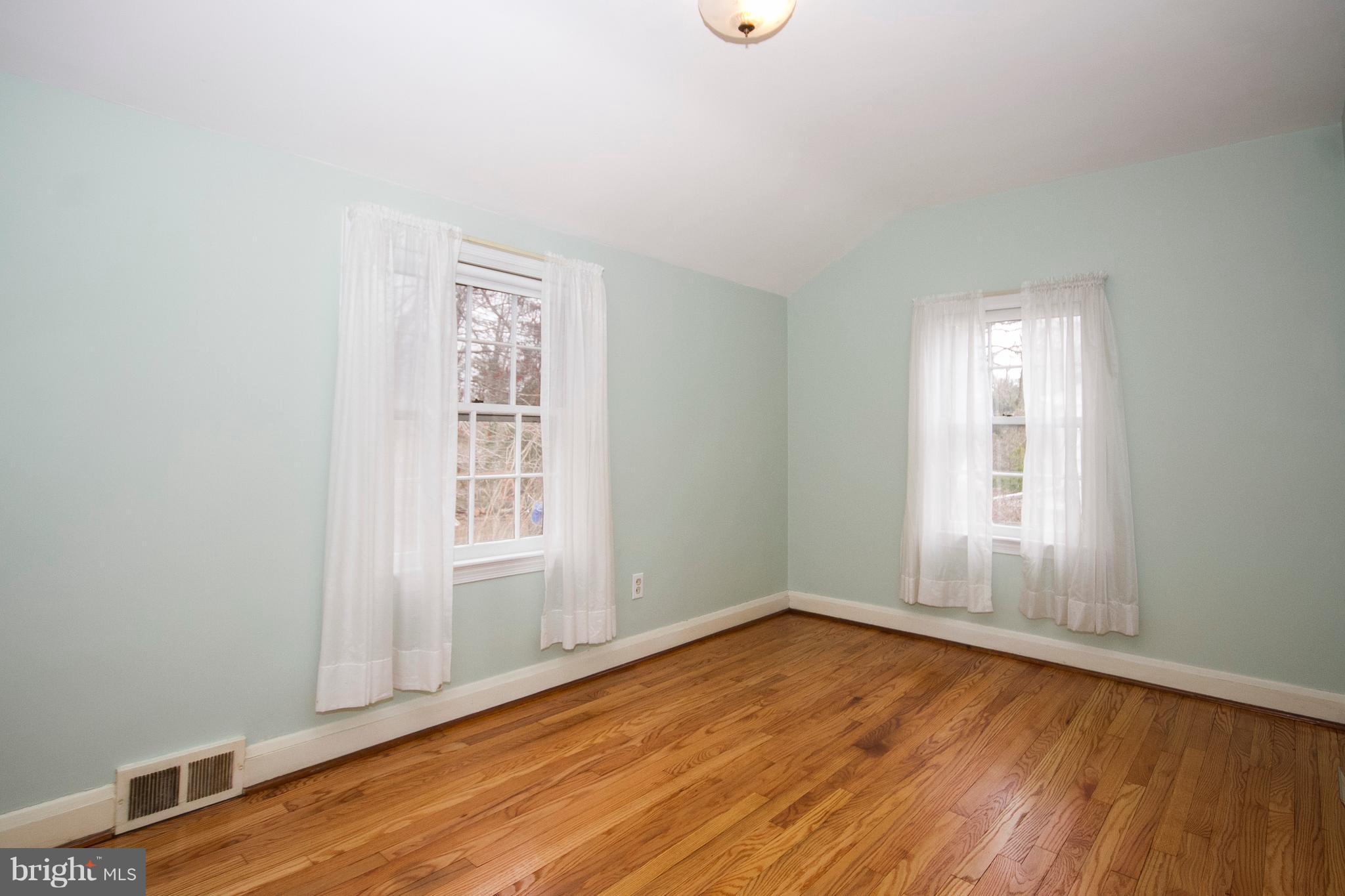 918 Litchfield Road Baltimore, MD 21239 - Photo 16 of 24 Bedroom Three