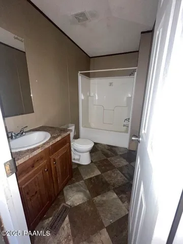 $56,900 | 319 East Lovell Street, Crowley, LA 70526