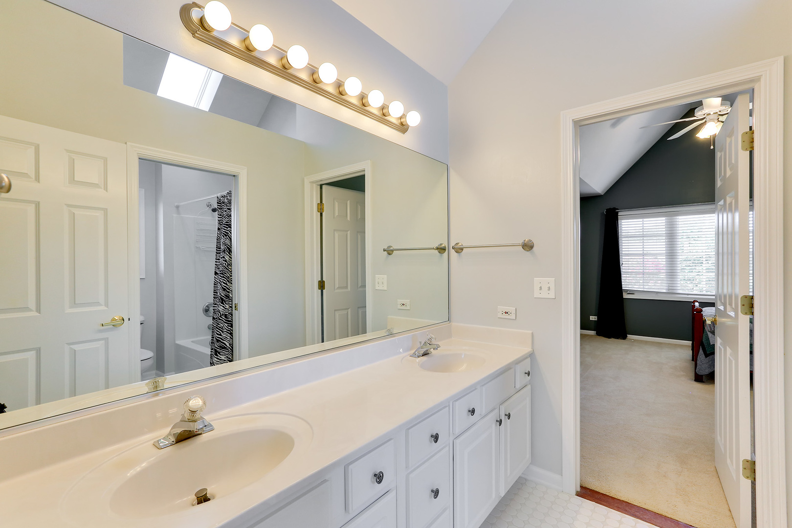 781 Merrill New Road Sugar Grove, IL 60554 - Photo 18 of 39