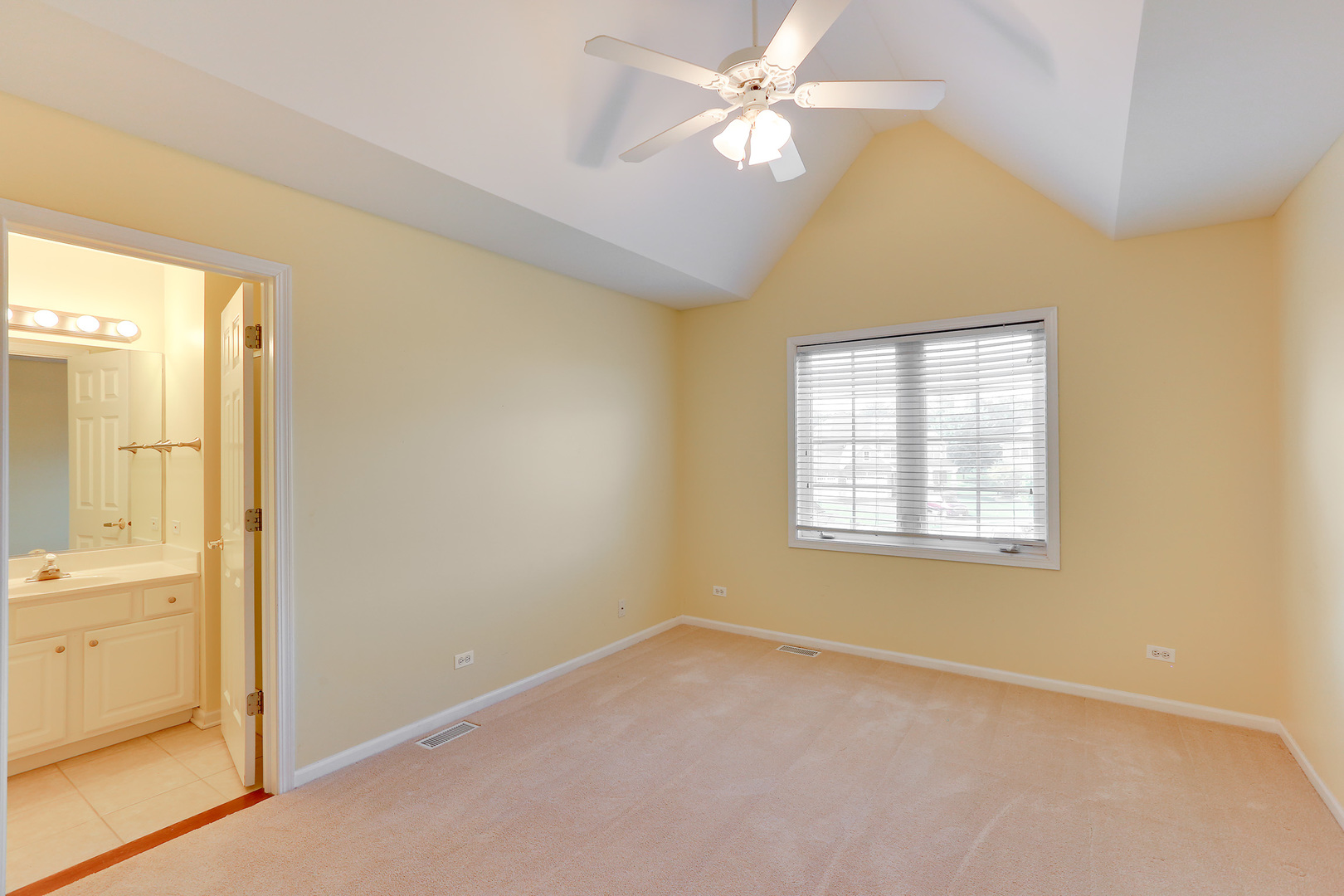 781 Merrill New Road Sugar Grove, IL 60554 - Photo 26 of 39