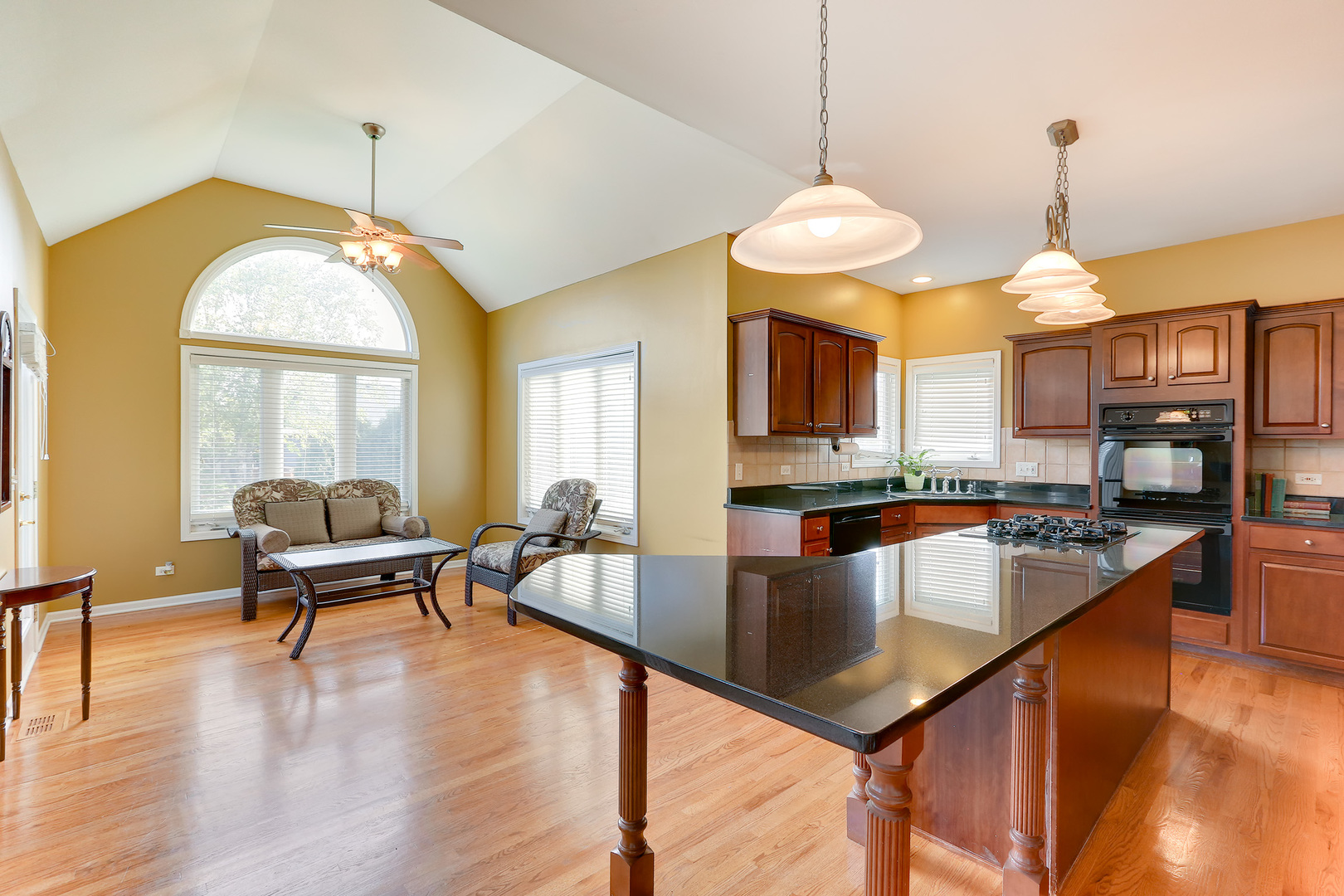 781 Merrill New Road Sugar Grove, IL 60554 - Photo 9 of 39